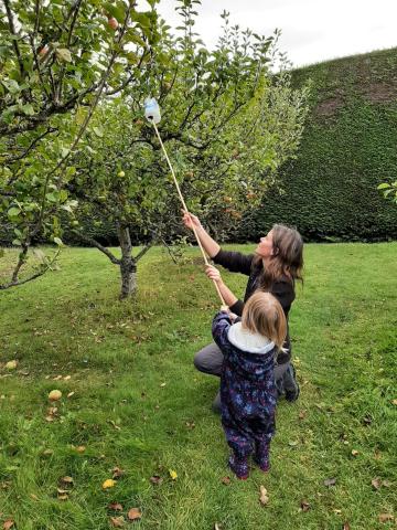 little oaks apple picking.jpg